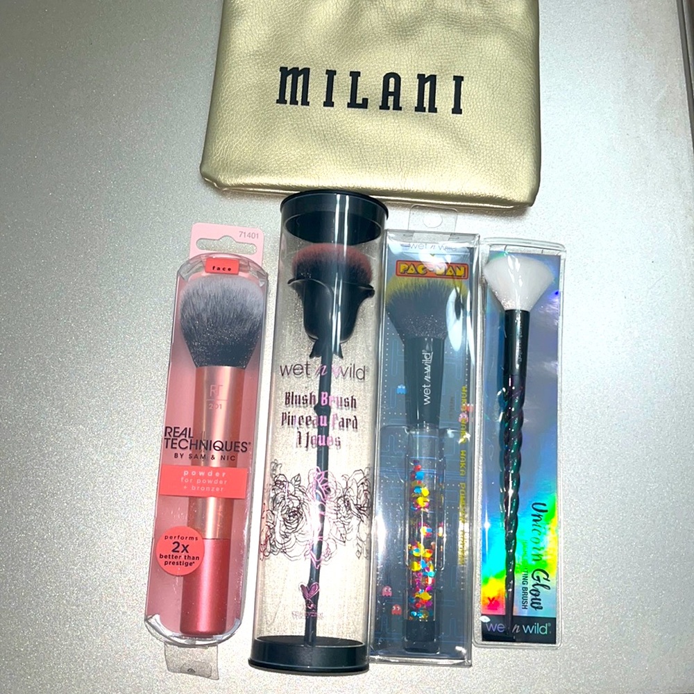 Wet n wild bundle brush set powder makeup milani